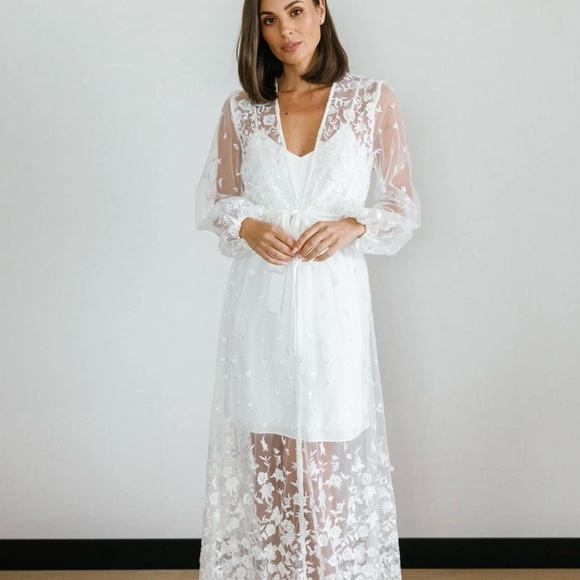 Le Rose Other - Le Rose Adele Lace Maxi Bridal Robe